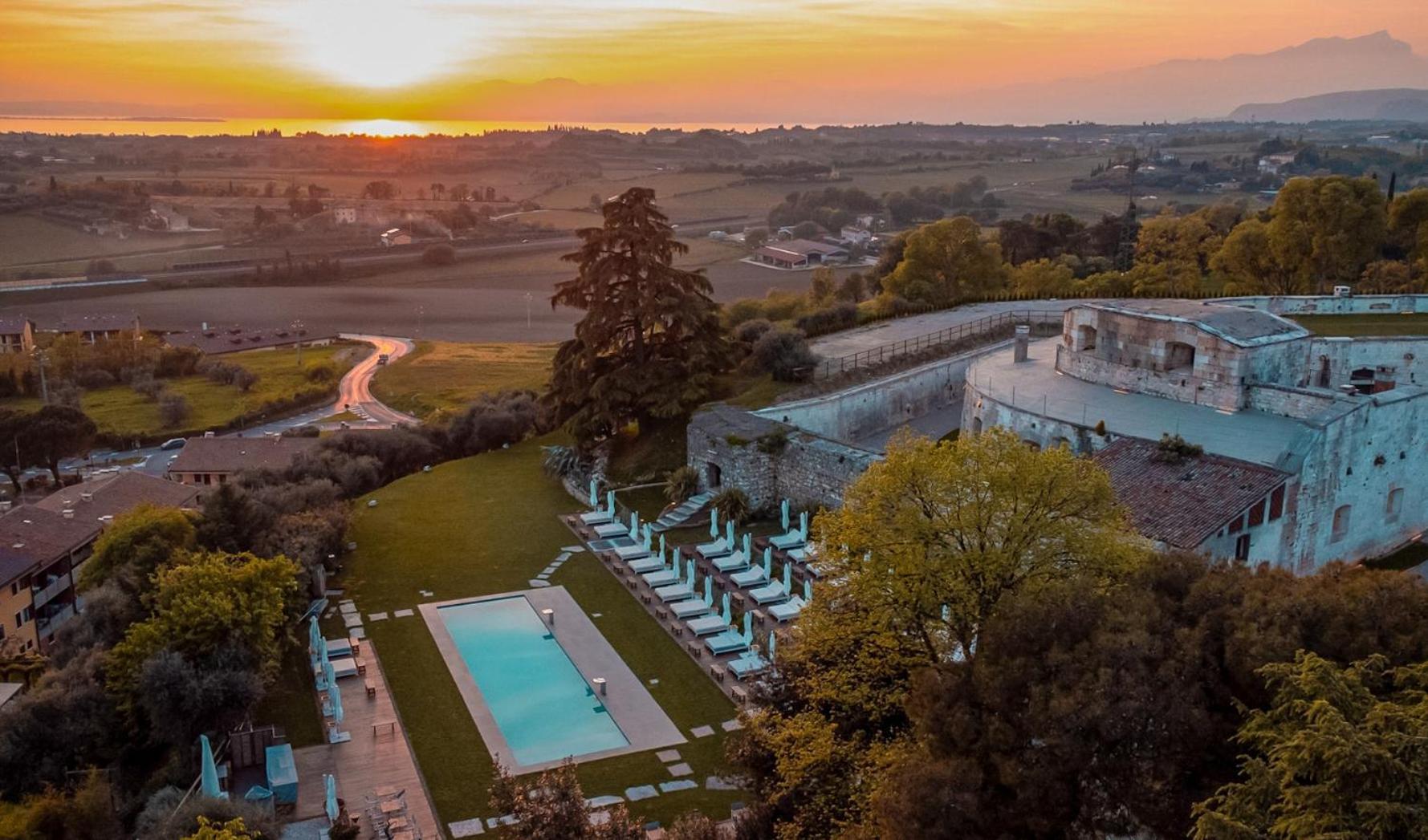 Relais Forte Benedek Wine & Spa - Adults Only Пастренго Екстериор снимка