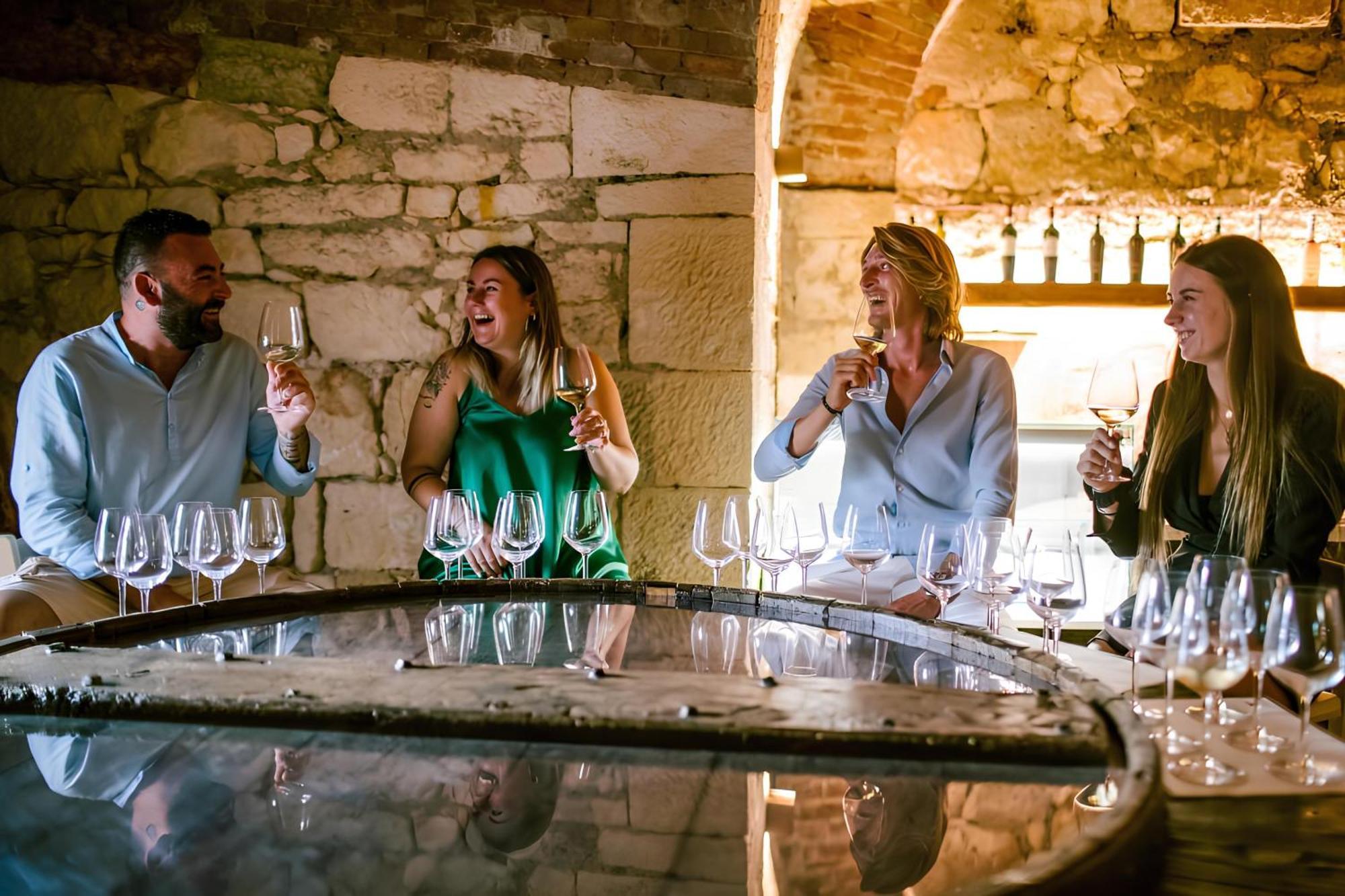 Relais Forte Benedek Wine & Spa - Adults Only Пастренго Екстериор снимка